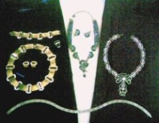 Колье, ожерелья, кольца, браслеты, клипсы, сваровски,
